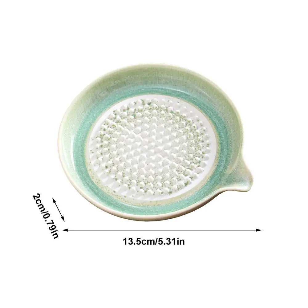 Handmade Ceramic Multifunctional Garlic Grater Plate, Kitchen Tool for Ginger, Onion & Chocolate, Durable Dish for Home Cooking Vue D