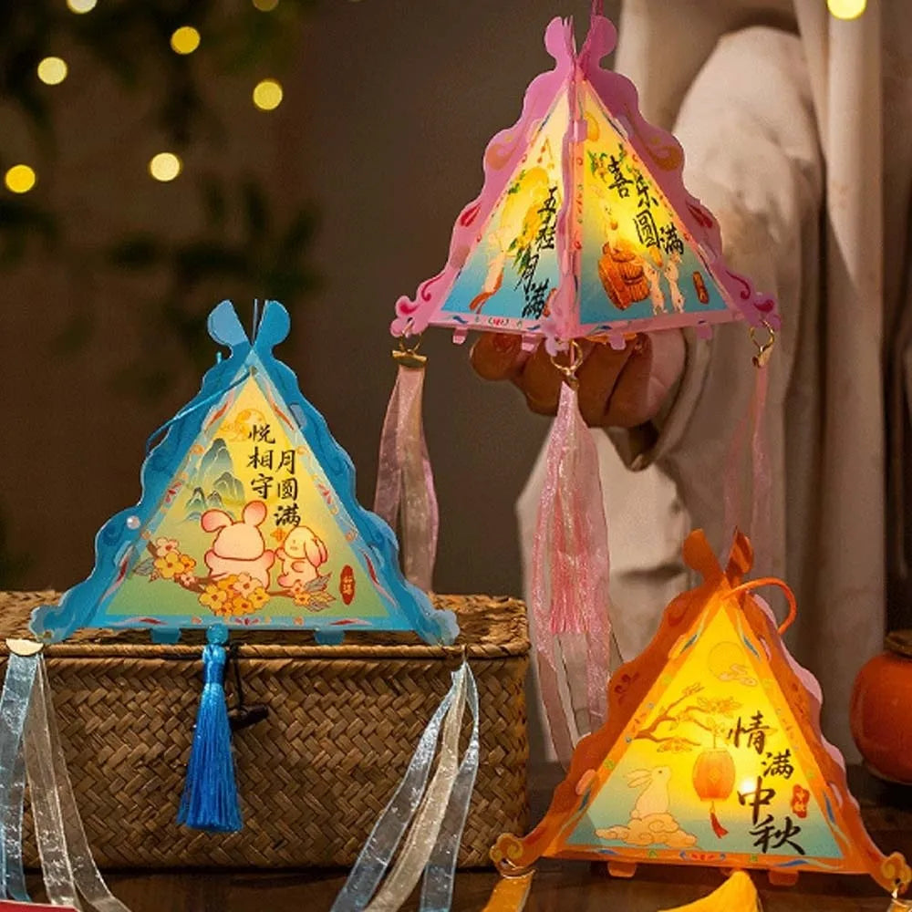 Triangular Triangle Lantern Interlocking Corner Tabs Scalloped Edges Pyramid Shape Lamp High-Transmittance Vue