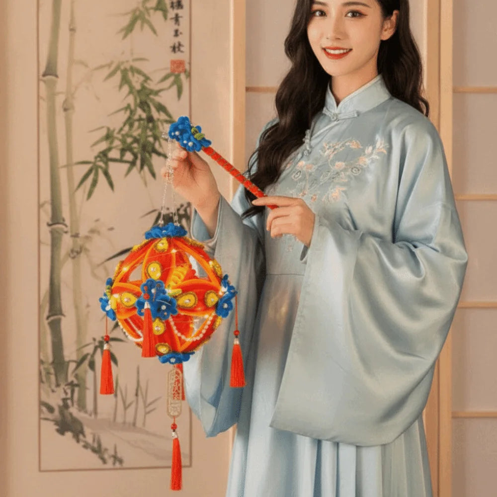 Luminous Hydrangea Lantern Handmade Traditional Rolling Lamp Cell Battery Powered Glowing Mid-Autumn Lantern Cosplay Props Vue