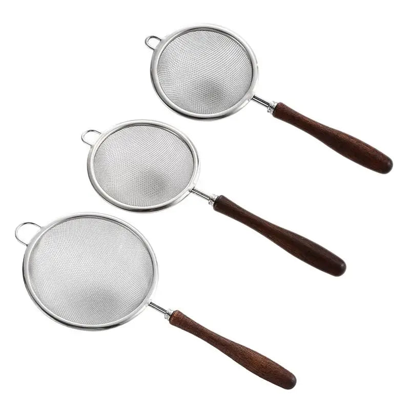 Fine Mesh Strainer Spoon with Walnut Handle | 304 Stainless Steel Fine Mesh Strainer Vue