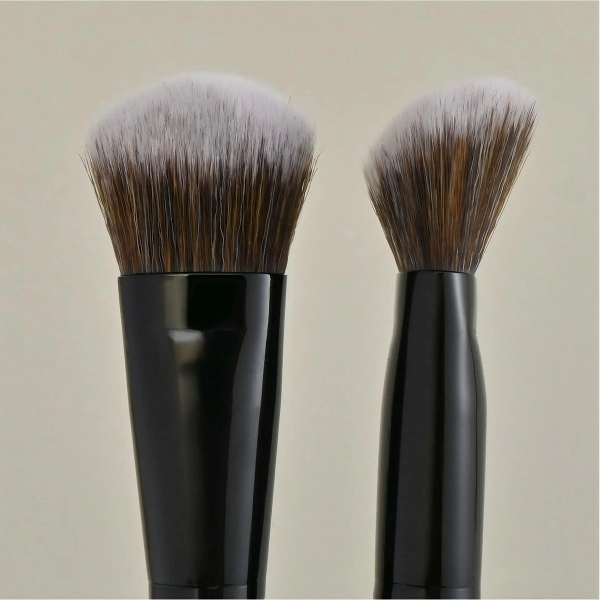 3pcs Brushes Private Label Multi Function Professional Angled Contour Foundation Brush Black Synthetic Hair Custom Logo 10sets Vue