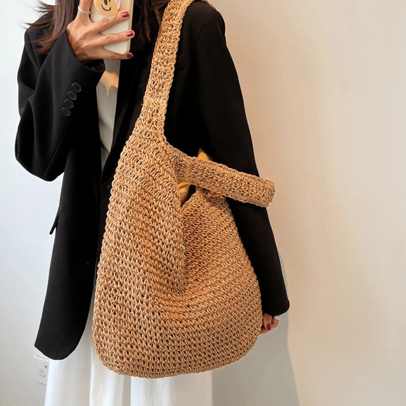 Women Large Capacity Shoulder Bags Handmade Straw Woven Fashion
