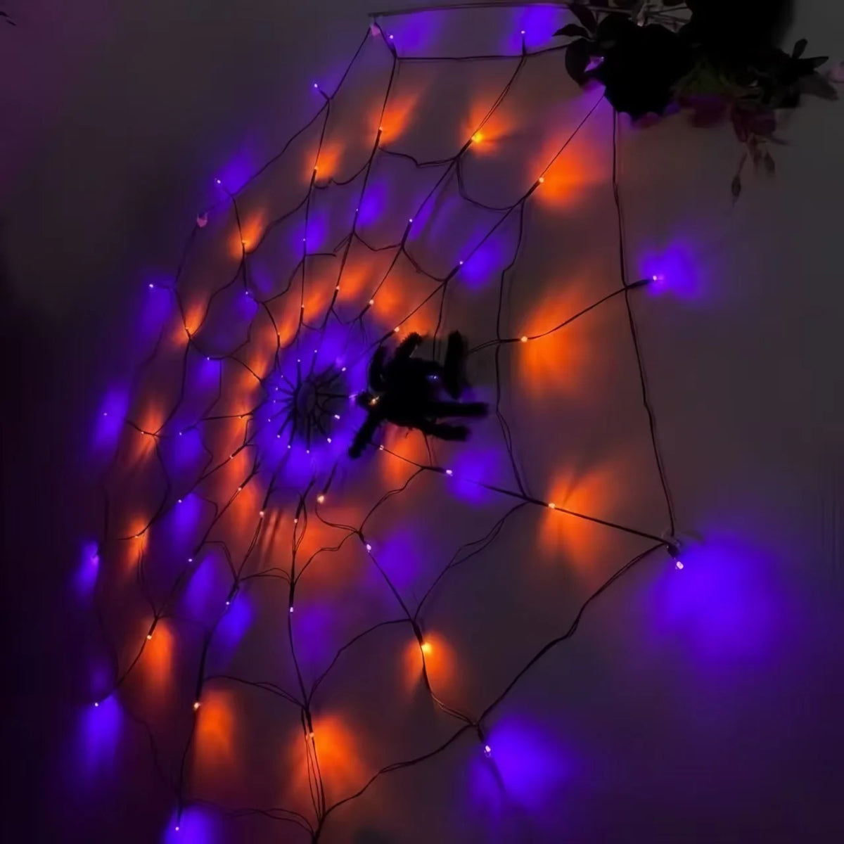 Halloween Spider Web LED String Lights, Orange Glow Spider Net Light with Black Spider for Indoor Outdoor Haunted Party Decor Vue Purple and orange 70LED
