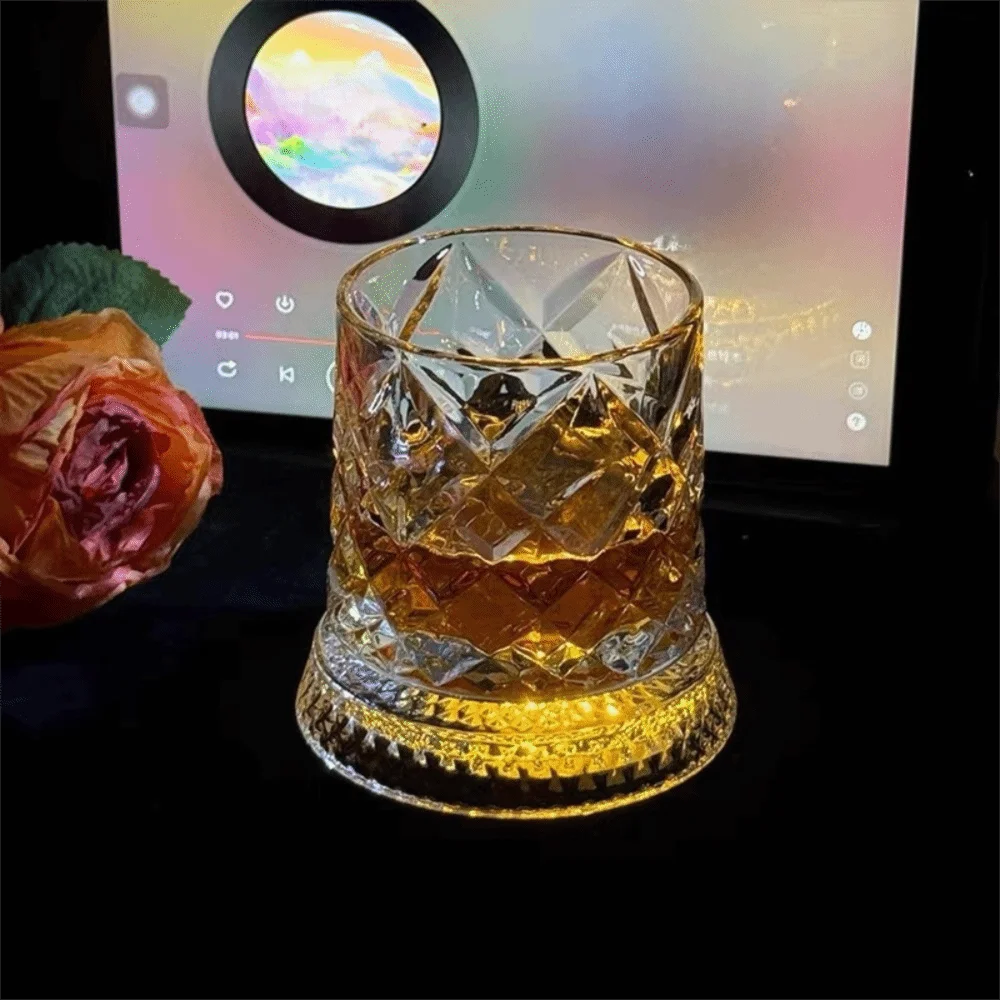 Unique 360 Degree Rotating Glass Wine Glass Transparent Thickened Drinking Glasses Glowing Base Crystal Relief Liquor Cup Gift Vue