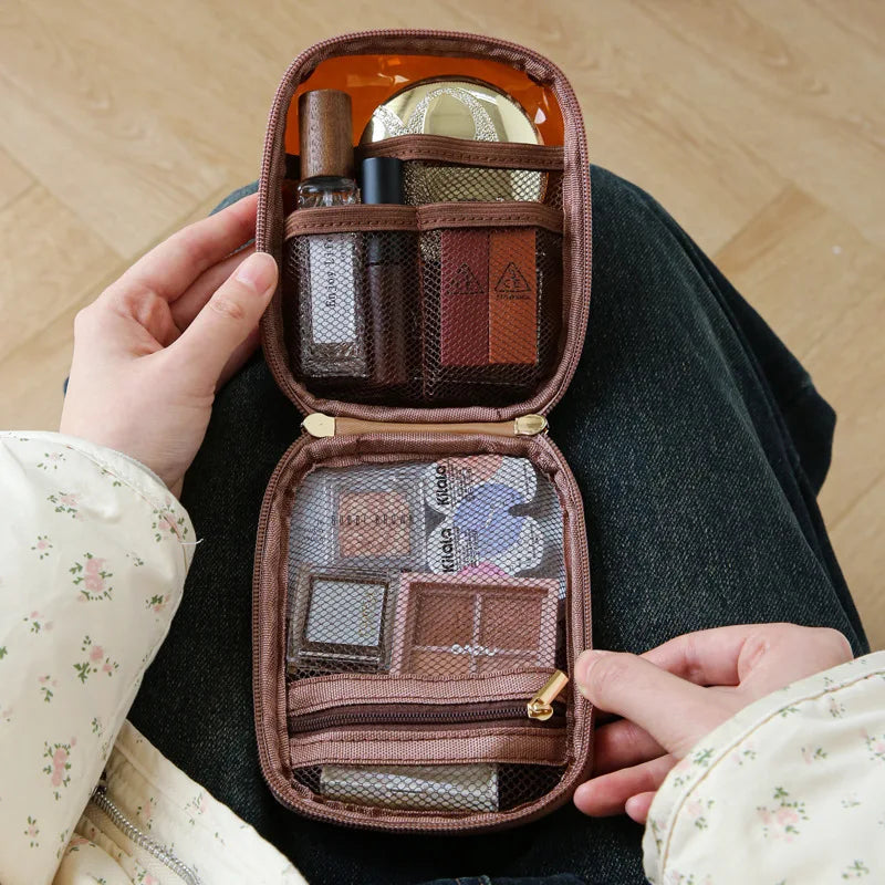 Makeup bag for women portable large capacity storage bag high-end feeling business trip skincare products toiletries bag Vue