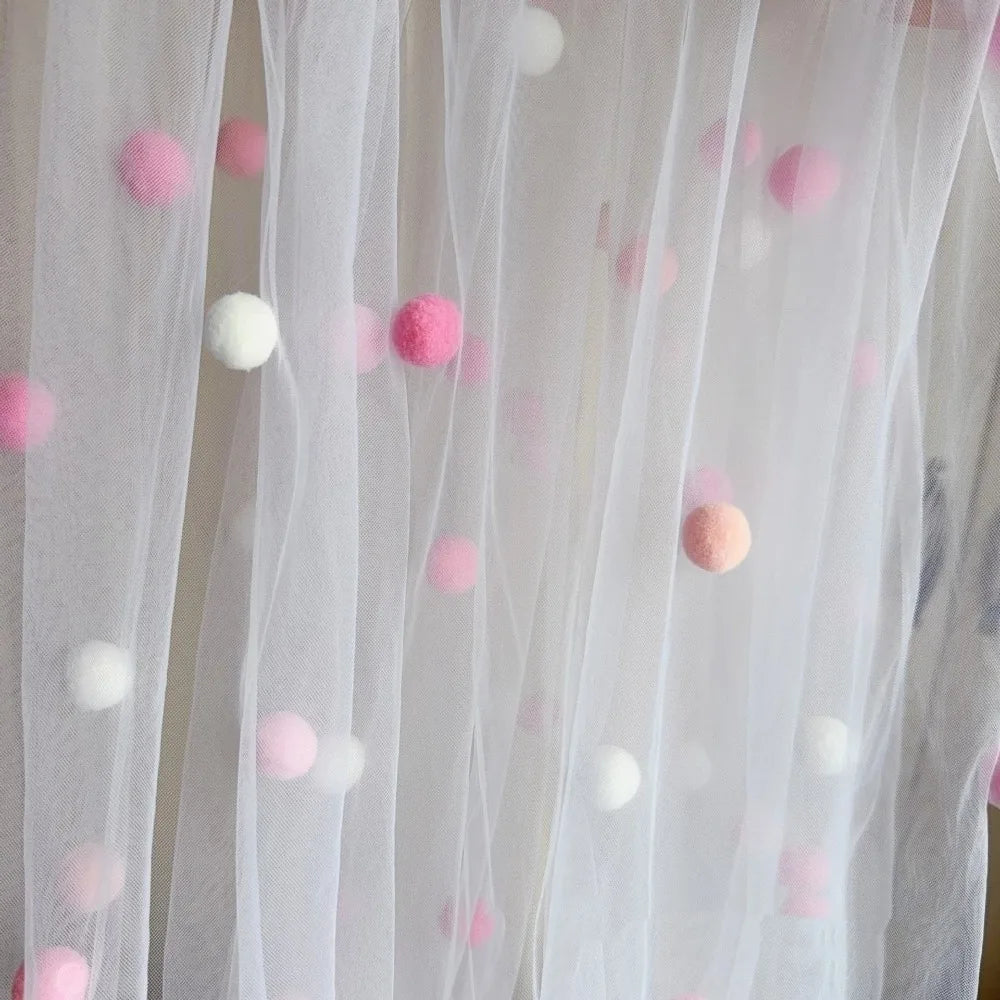 Table Flag 3D Pom-Poms Tablecloth Handmade Decorative Tulle Table Runner Romantic Wedding Desktop Decoration Wedding Decor Vue Style B