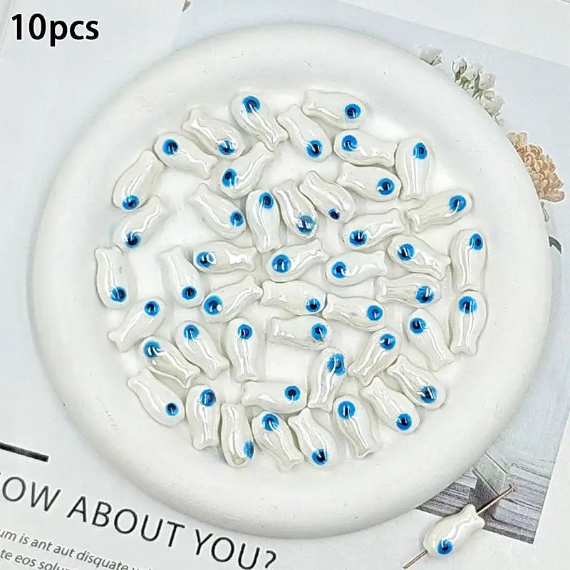Artistic Little Fish Ceramic Beads 10Pcs for DIY Stunning Necklaces and Earrings in Jewelry Design Vue A2