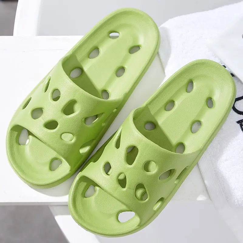 Unisex Bathroom Slippers Anti Skid Soft Sole Hollow Out Quick Dry Lightweight Quiet Indoor Shower Sandals for Summer Home Use Vue ONE SIZE Green-36
