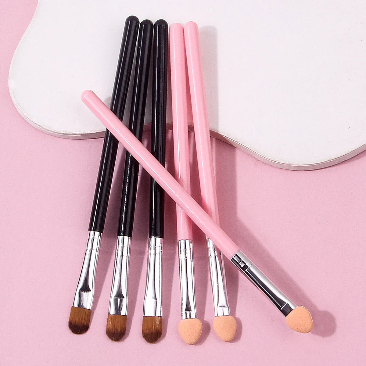 6pcs Beginning-Specific Eye Sponge, Eyeshadow Brush, Multi-Functional Portable Makeup Brush, Beauty Tool Vue