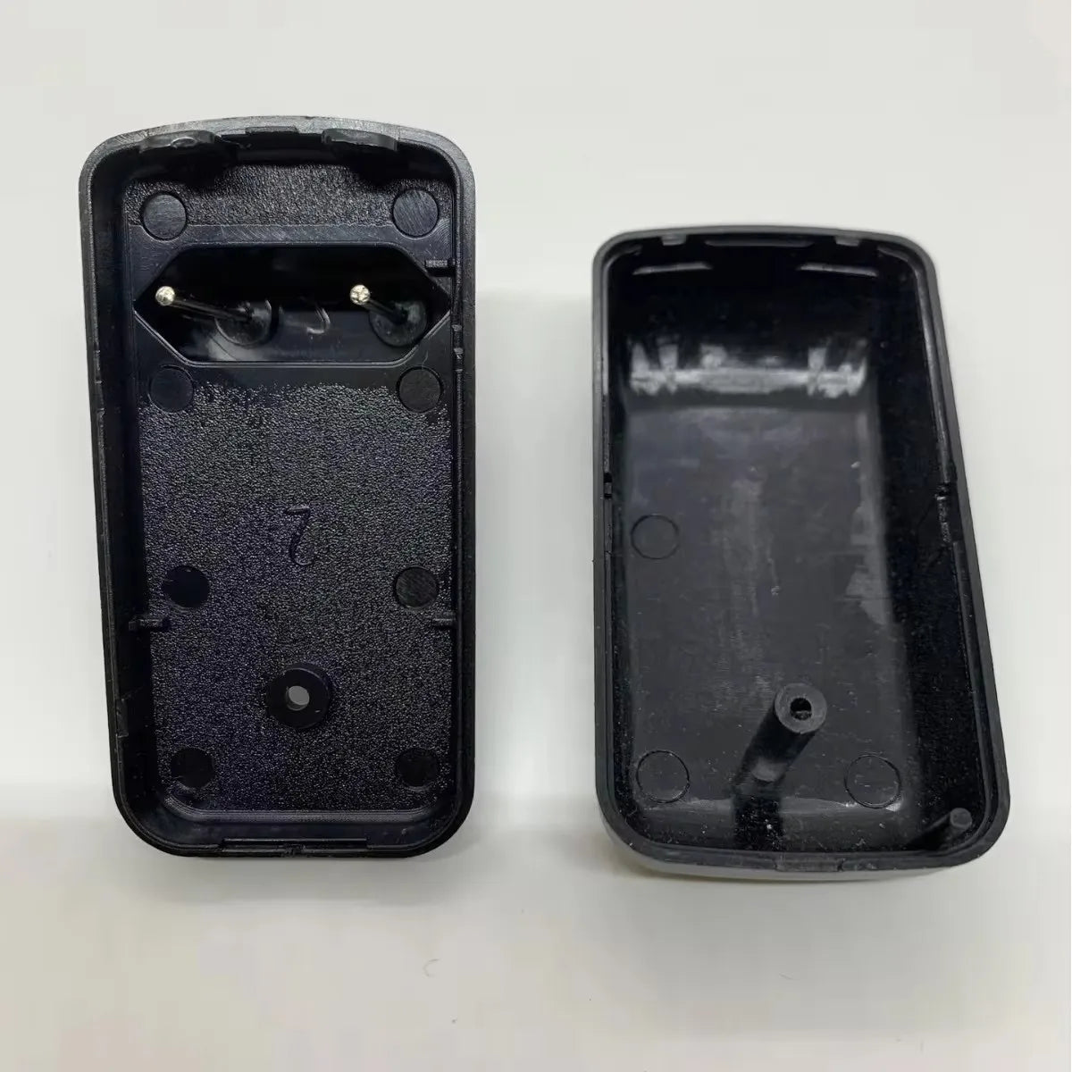 Black Fake Charger Safe Container Hiding Spot ⁣⁣⁣⁣Hidden Storage Sight Secret Home Diversion Stash Can Compartment Power Adapter Vue