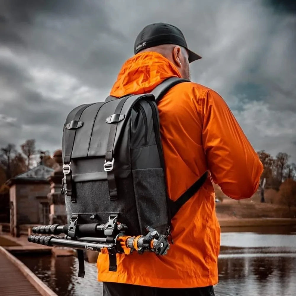 Spot Backpack Large Capacity Men's and Women's 15.6 Inch Computer Bag School Bag Anti-splashing Backpack Black Camera Vue