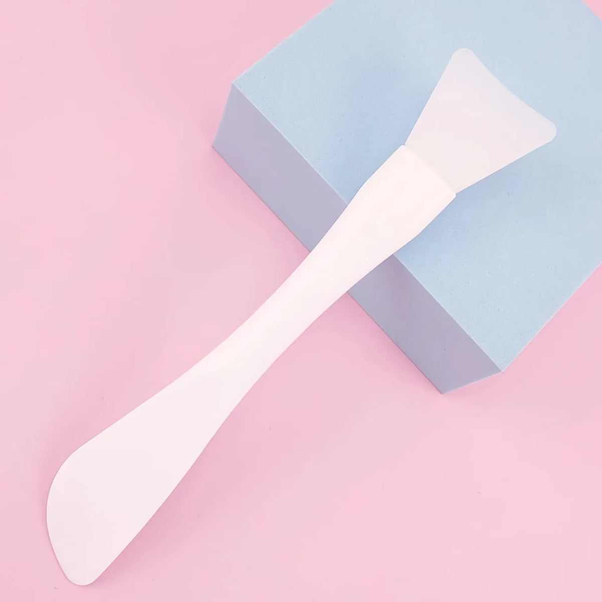 Silicone Facial Mask Brush DIY Film Adjusting Beauty Tool Soft Head with Scraper Integrated Dual-use Mud Film Brush wholesale Vue A0064-white 1pcs