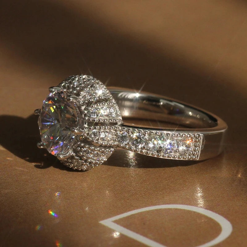 Huitan Cubic Zirconia Wedding Ring for Women | Trendy CZ Band Wedding Band Ring Vue
