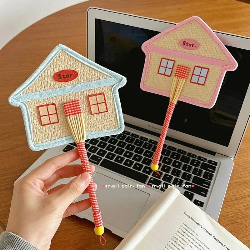 Portable Woven Palm Fan Cute Little House Handheld Summer Photo Prop Home Display Table Decor For Women Kids Beach Gift Cozy Vue