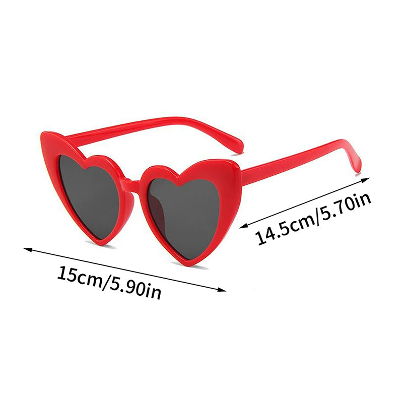 1PCS New Ladies Sexy Eye Love Heart Sunglasses Retro Big Frame Personality Sunglasses Protection Eyewear Vue