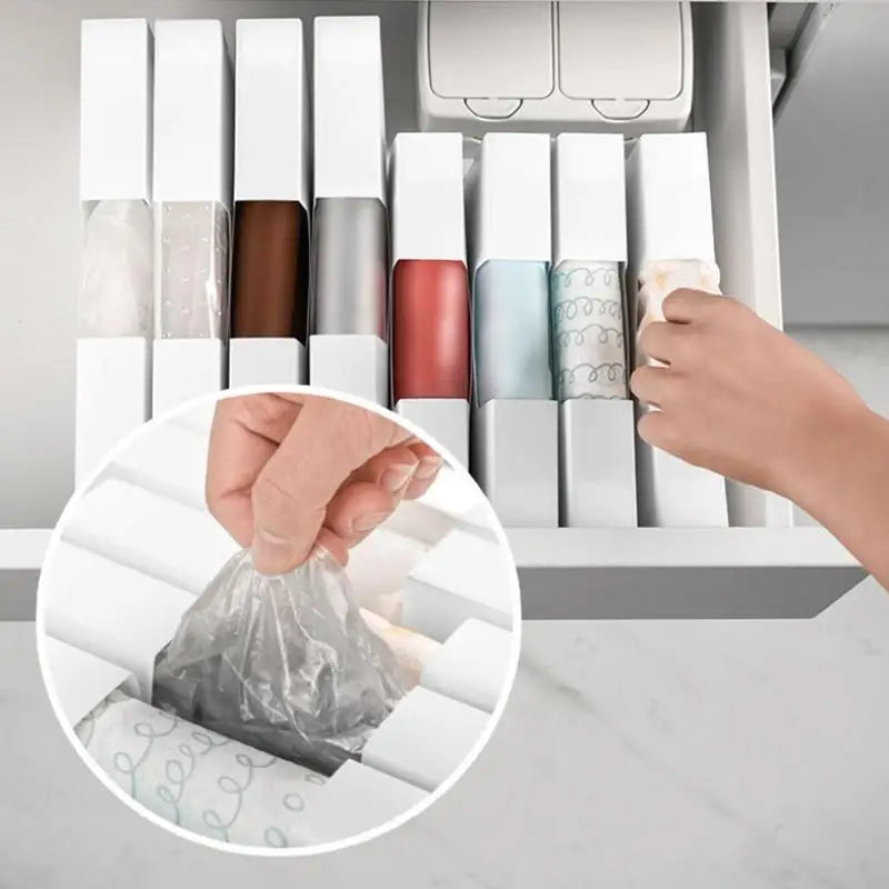 Easy Access Plastic Bag Dispenser Dual Size Storage Box for Kitchen Pantry Glove and Garbage Bag Organization Vue