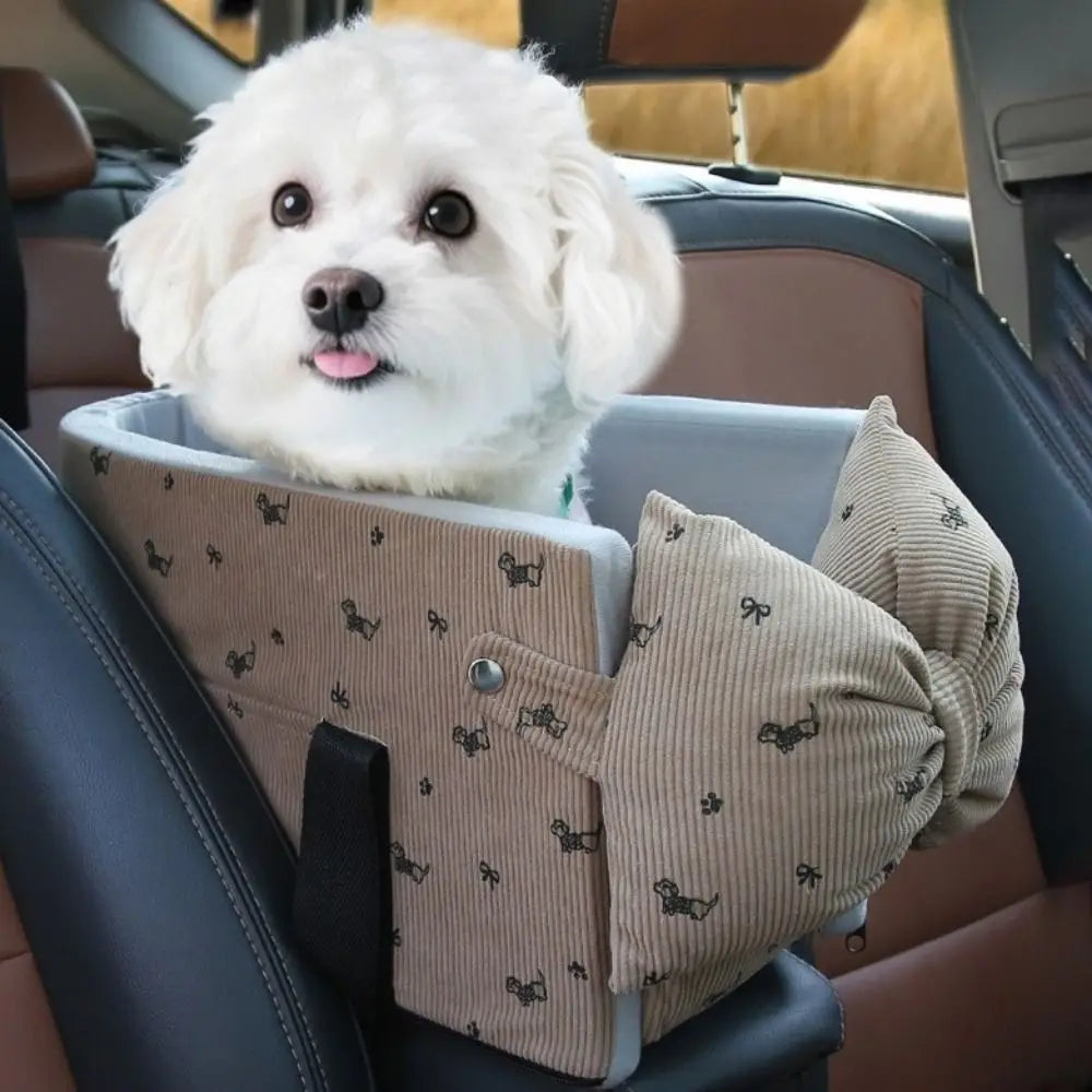 Cartoon Pattern Dog Car Seat Comfortable with Safety Leash Pet Central Control Car Seat Large Capacity Car Pet Seat Cushion Vue