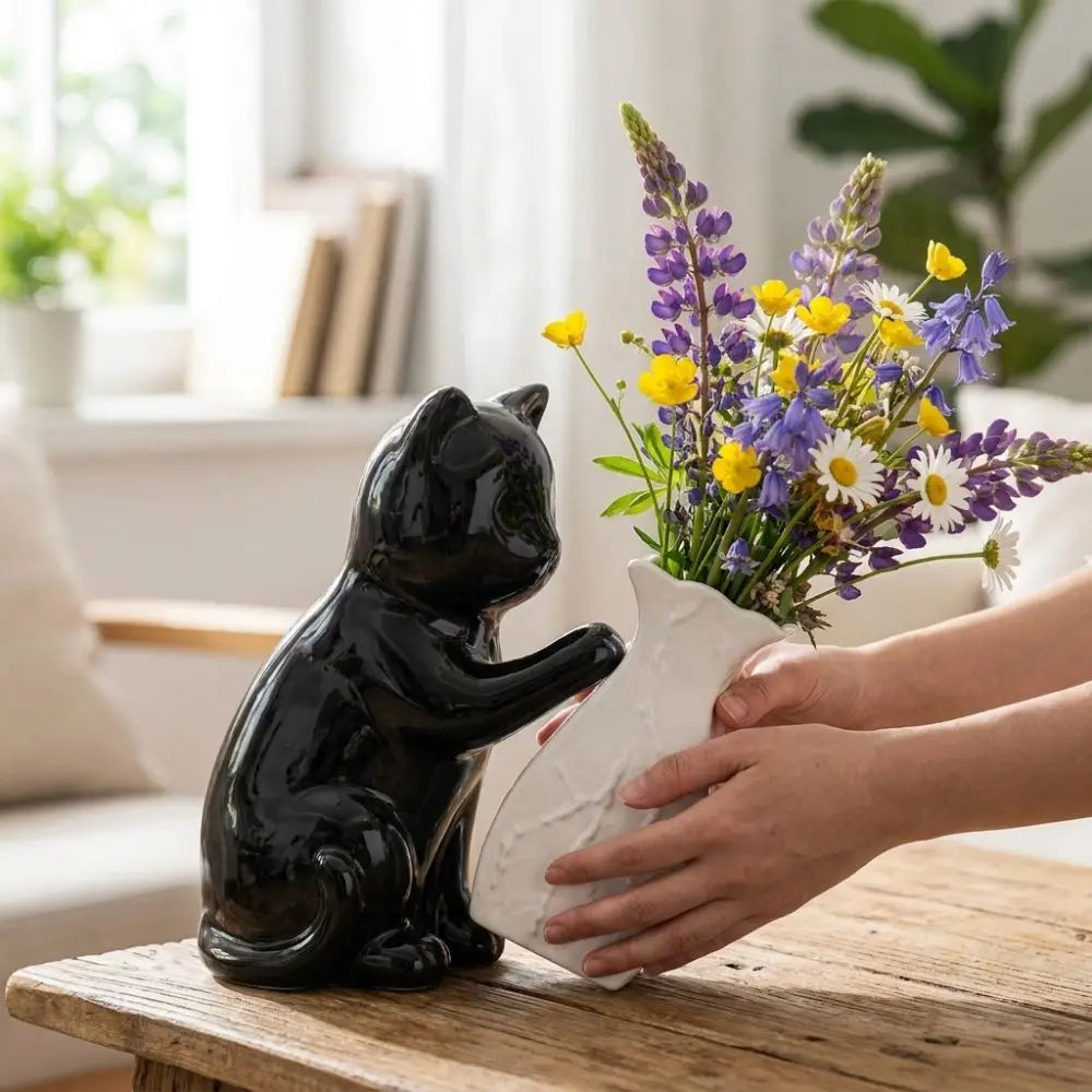 Artistic Ceramic Cat Pushing Vase Unique Handmade Kitten with Tilted Flower Vase Cat Statue Flower Holder Home Decor Vue