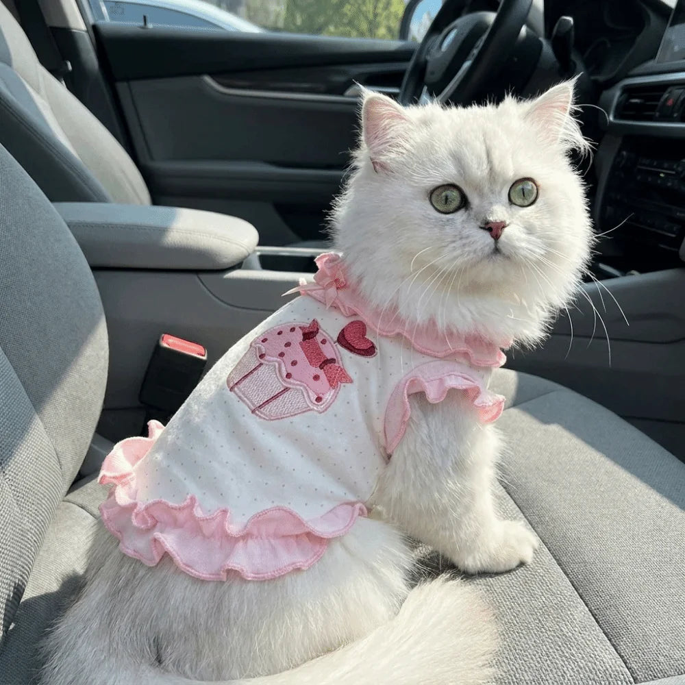 Elegant Cake Embroidery Pet Dress Shirt Ruffles Design Cute Dog Sundress Breathable Comfortable Dog Vest Outdoor Vue