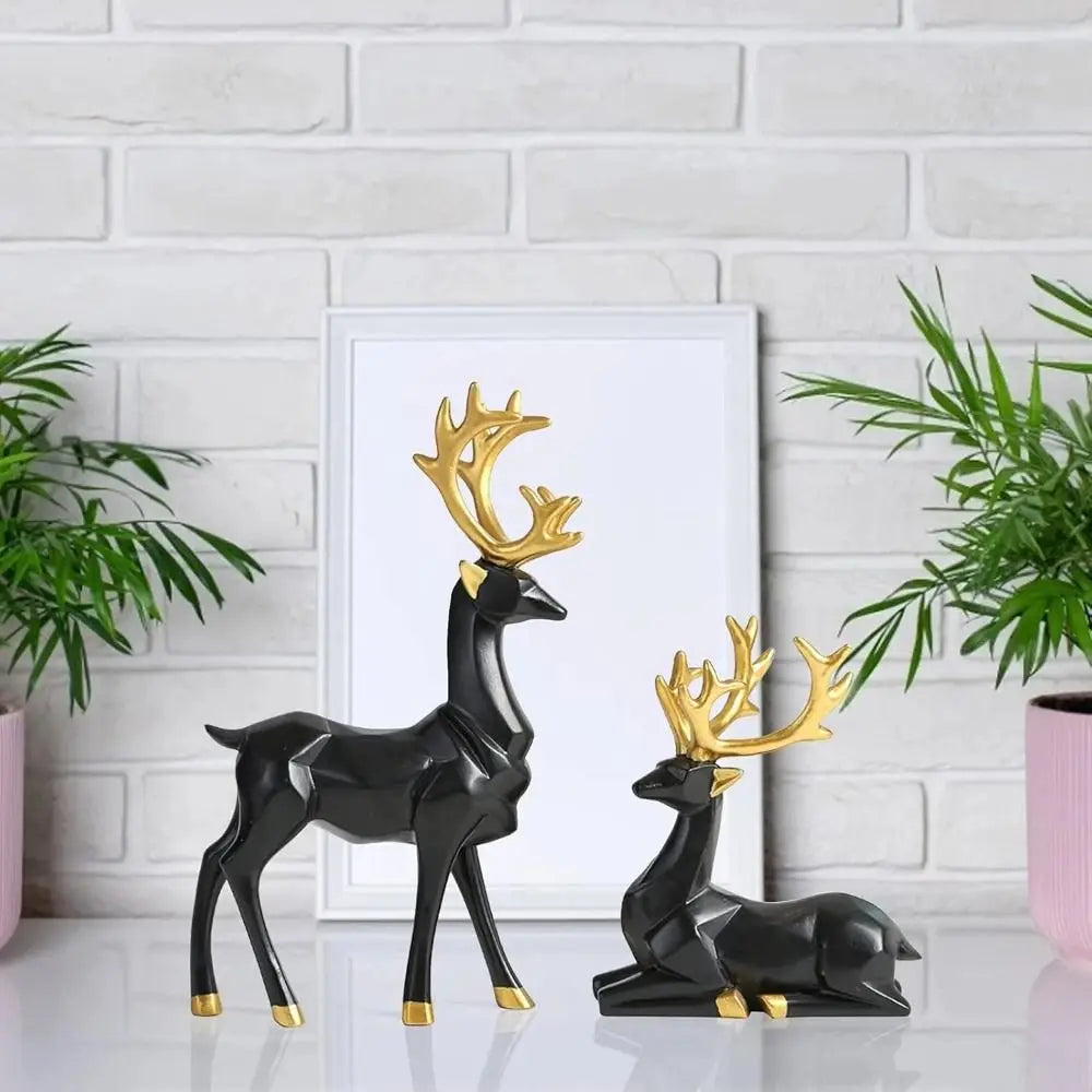 2Pcs Creative Deer Desktop Ornament Sitting/Standing Position Cute Christmas Deer Statue Durable Modern Elk Home Decor Vue