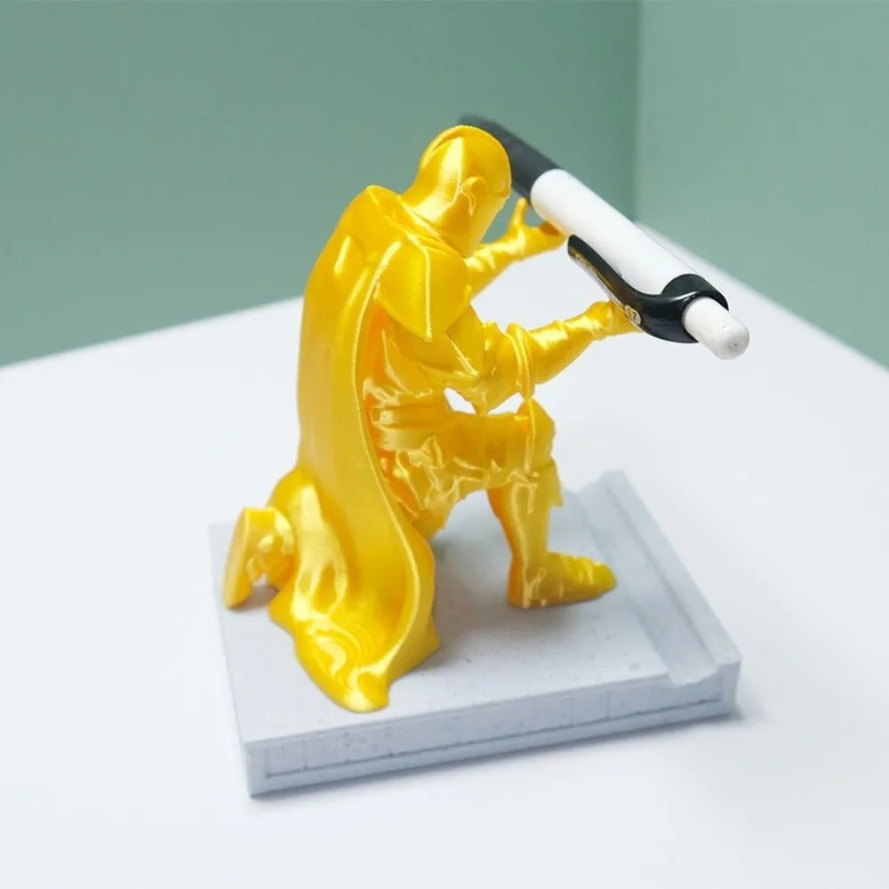 Exquisite Funny Knight Decoration Creative Decorations 3D Printing Knight Ornaments Multi-functional Pen Holder Office Vue