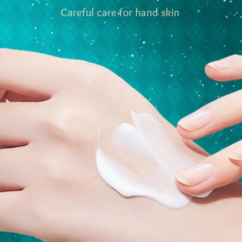 4Pcs Christmas Hand Cream Set, Two Styles to Choose from (2 Avocado Moisturizing Hand Creams, 2 Milk Moisturizing Hand Creams), Compact and Exquisite Packaging, Easy to Carry, Suitable as a Small Holiday Gift, for Christmas, Vue
