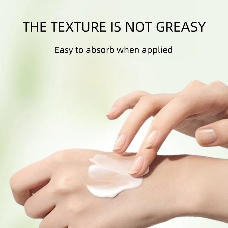 280g Sakura Moisturizing Vitamin E Hand Cream, Containing Sodium Hyaluronate, Centella Asiatica, Cherry Blossom Extract and Other Skin-Friendly Ingredients, with a Silky and Soft Texture, Refreshing and Non-Sticky, It Moistur Vue