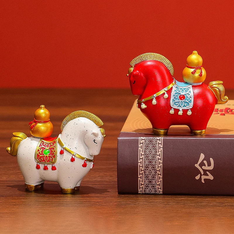 Creative Transfer Zodiac Horse Back Lucky Bag Ingot Can Be Rotated Home Decoration Office Desktop Decoration Vue