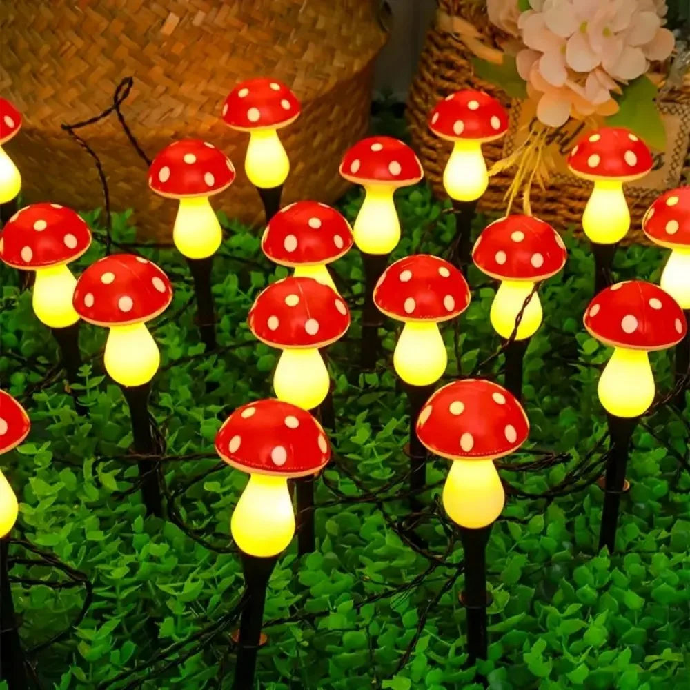 5M10LED/8M20LED Solar Powered Mushroom Stake String Lights Waterproof LED Garden Pathway Lights for Outdoor Patio Yard Decor Vue