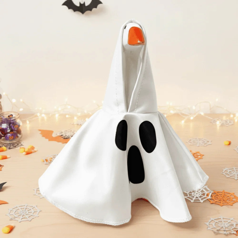 Ghost Shape Desktop Goose Costume Pure Pink Soft Fabric Mini Statue Clothing Face Print Lightweight White Ghost Cloak Vue
