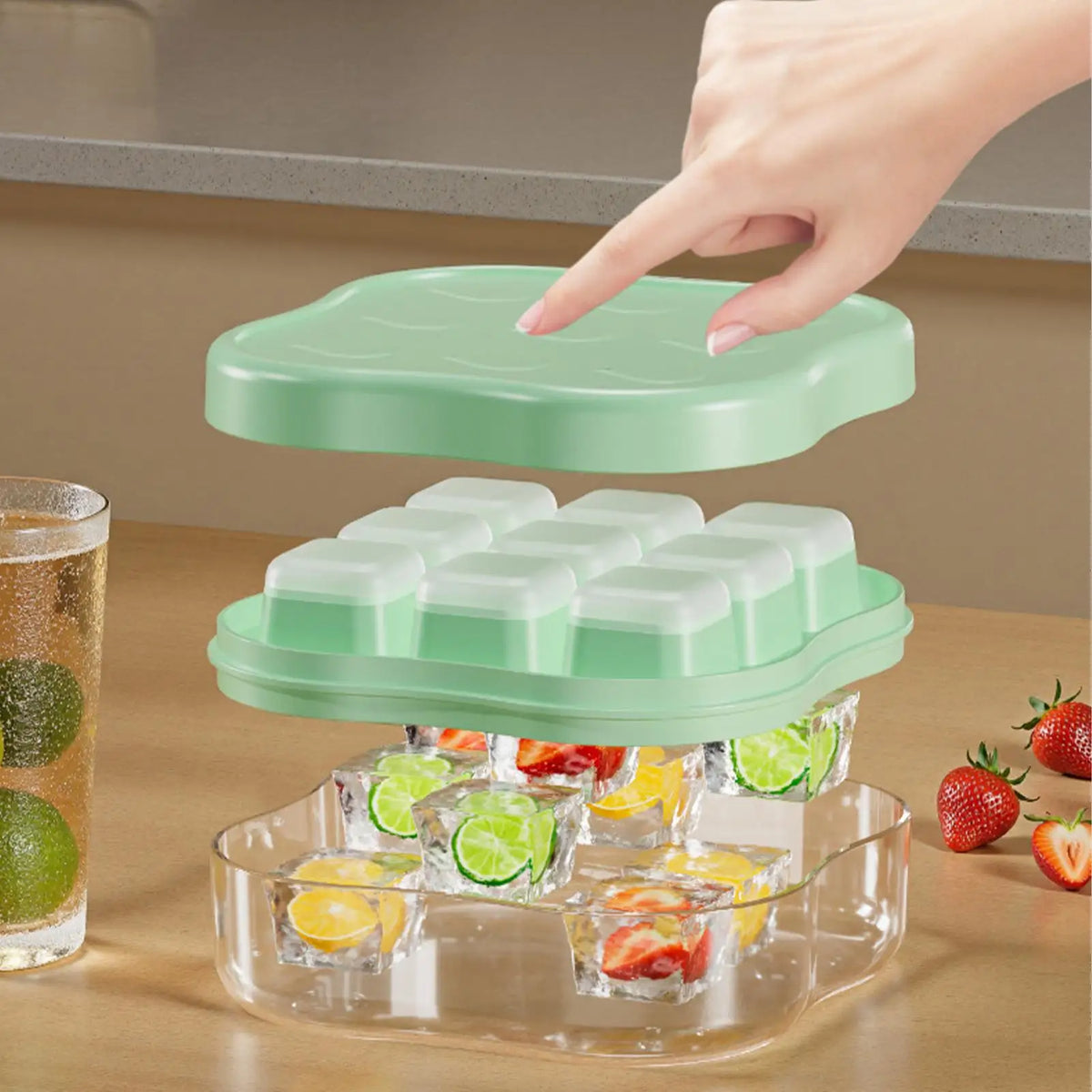 9 Grid Ice Cube Mold with Lid Cube Freezer Tray for Whiskey Cocktail Bourbon Milk Juice Water Home Kitchen Bar Restaurant Party Vue