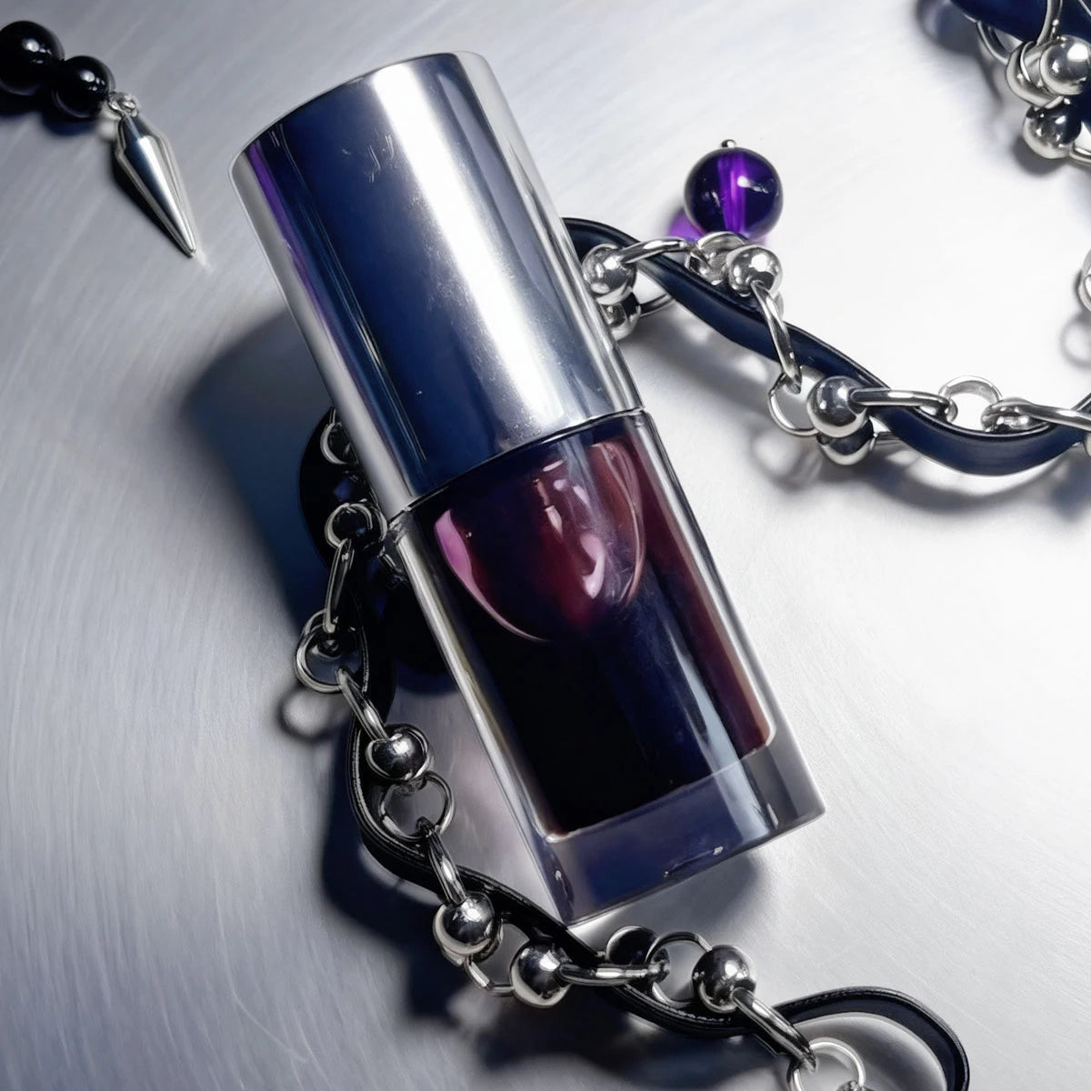 Girlcult Lip Oil Y01 Lockheart,Moisturizing&Non-Greasy,Glass Lip Effect,High-Shine Mirror Finish,Deep Lip Hydration,Light Makeup Vue Y01 Lockheart
