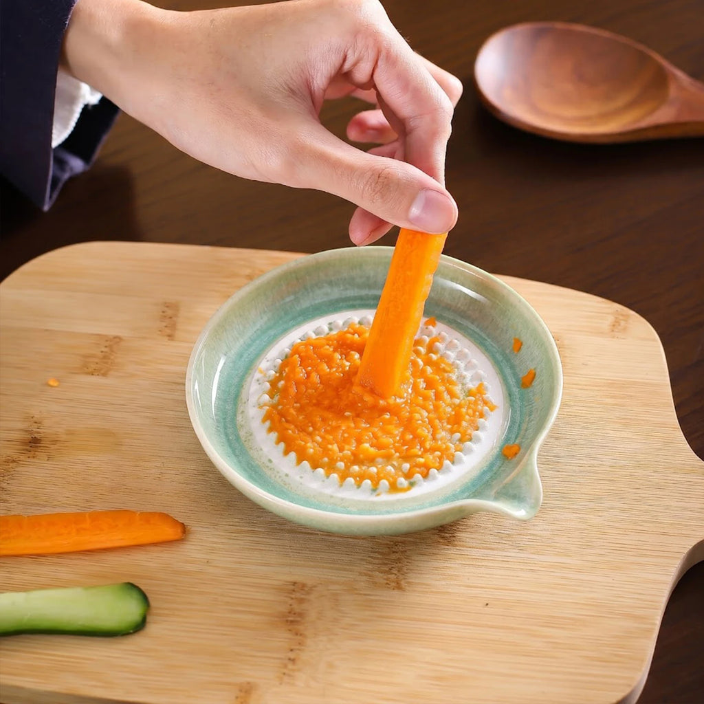 Ceramic Handheld Grater Plate – Ginger, Garlic & Spice Grinder Ceramic Grater Plate Vue