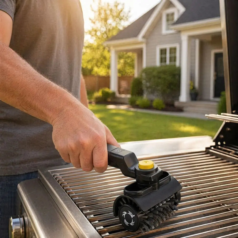 Portable Electric Grill Cleaning Brush High Speed Rotating BBQ Barbecue Brush 3 Replacement Head Handheld Vue