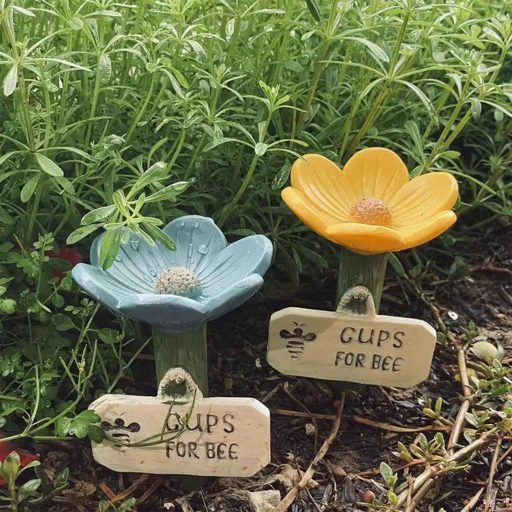 Bee Watering Cup Station, Colorful Resin Insect Drinking Feeder, Butterfly Waterer Outdoor Garden Yard Art Decor Vue
