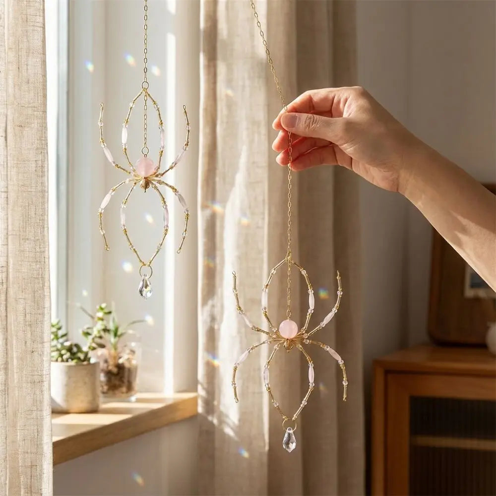 Eight-Leg Spider Shape Crystal Spider Sun Catcher Handmade Gold-Tone Chain Garden Spider Pendant Light Refracting Beaded Wire Vue