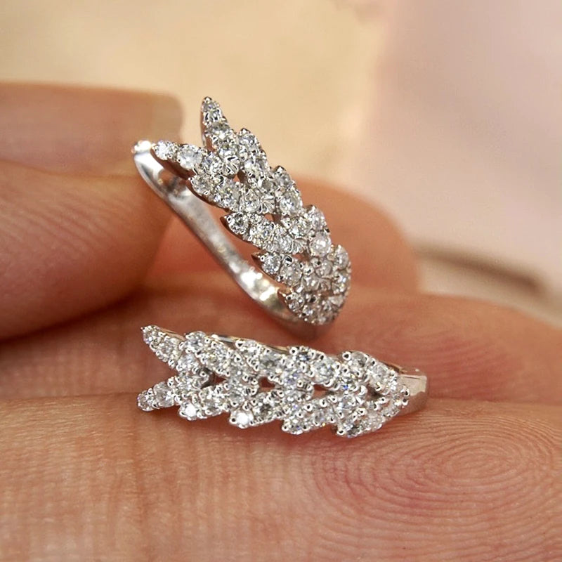 Huitan V-Shaped Leaf Hoop Earrings – Cubic Zirconia for Women Hoop Earrings Vue