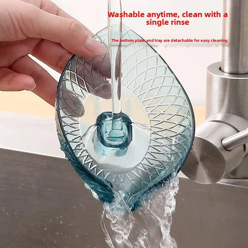 1Pc Leaf Design Drain Soap Box with Suction Cup Decorative Plastic Self Draining Bathroom Soap Tray Bathroom Organizers Storage Vue