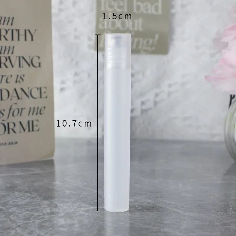 vvocci Roller Ball Bottle Refillable Empty 10ml Perfume Plastic Roll on Bottle with Steel Liquids Oil Container Bottles Holders Vue B348 transparent