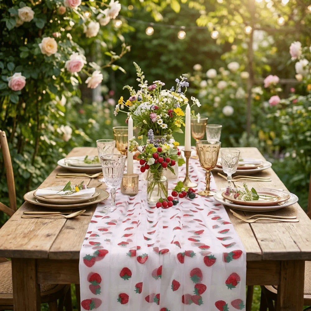 Tulle Fabric Strawberry Mesh Table Runner Sweet Glitter Polyester Gauze Tablecloth Princess Style Table Cover Vue