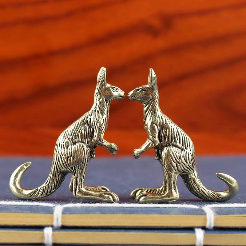 1PCS Brass Kangaroo Sculpture Vintage Animal Figurine Gold Plating For Desk Decoration Vue