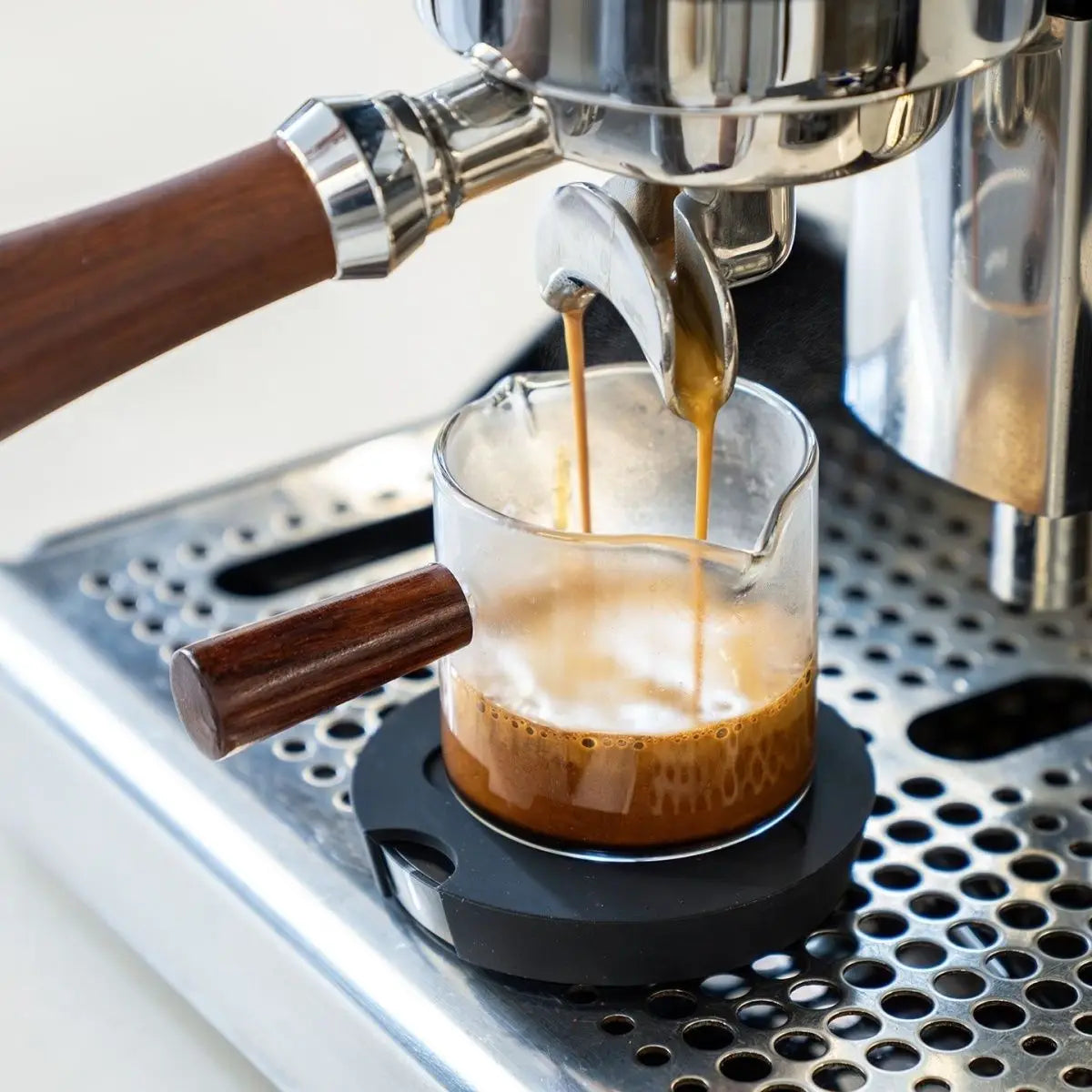 TIMEMORE Black Mirror Dot Smart Coffee Electronic Scale Home Bluetooth Connected No‑Screen Digital Scales APP Interconnection Vue