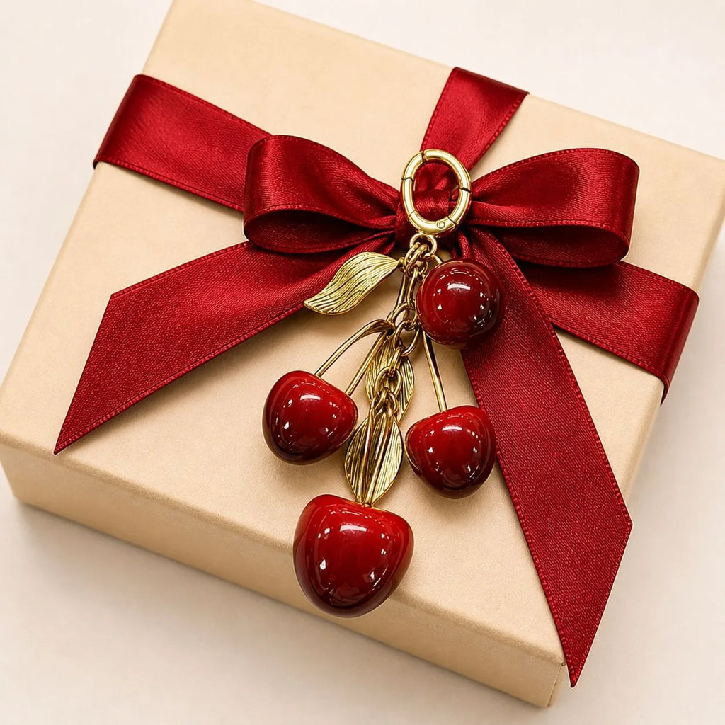 1/2pcs Resin Cherry Bag Charm Cute Keychain Pendant for Phone Lanyard Bag Accessories Jewelry For Christmas Gift Vue