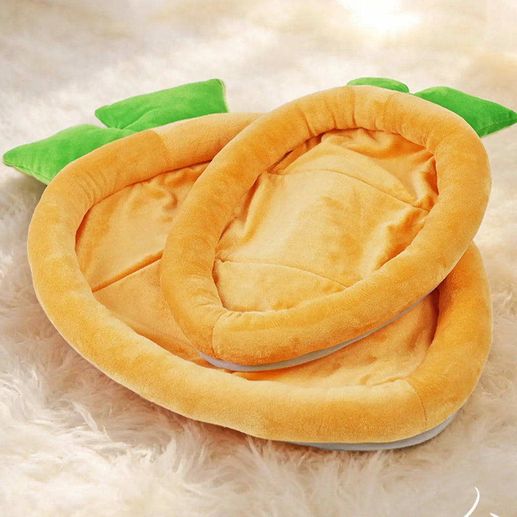 Carrot Shape Sleeping Mat Bunny Bed Soft Warm Rabbits Bed Carrot Shape for Pet Chinchilla Guinea Hedgehog Indoor Outdoor Couch Vue